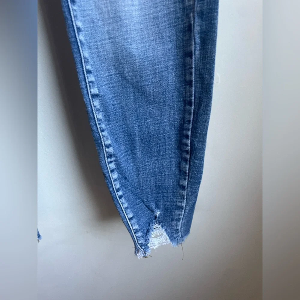Kancan Medium Wash Skinning Denim Jeans Size 3/25
